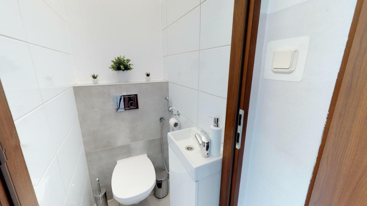 New Whitehouse Rooms Gdansk Exterior foto